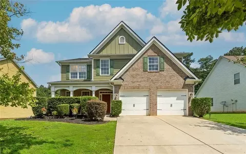 2356 Mcintosh Dr, Locust Grove, GA 30248