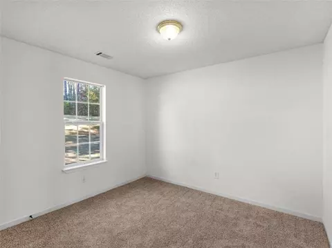 Bedroom - 209 Regal Rd, Jackson, GA 30233 photo 9 of 12