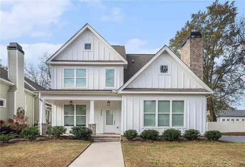 352 Davis St, Monroe, GA 30655