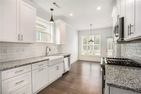 352 Davis St, Monroe, GA 30655 photo 14