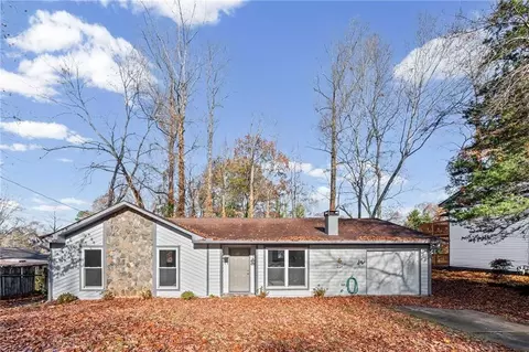 5341 Woodbin Dr, Norcross, GA 30093