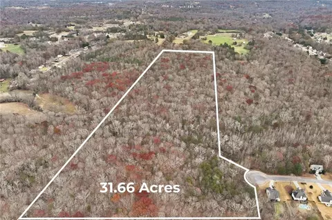 4765 Warwick Dr, Gainesville, GA 30506