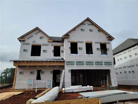 682 Secret Garden Ln, Dacula, GA 30019