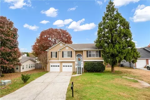 302 Staci Ln, Rockmart, GA 30153