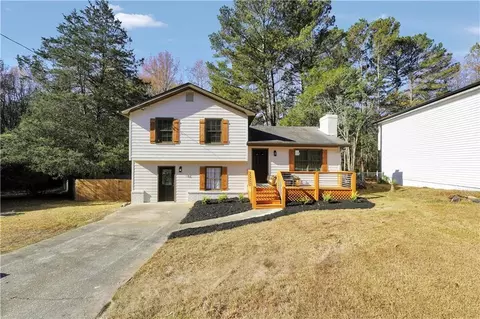 2169 Tiffany Ln, Lithonia, GA 30058