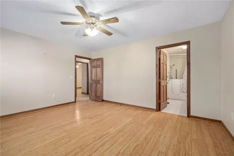 Bedroom - 33 Andrews Rd, Carnesville, GA 30521 photo 2 of 6