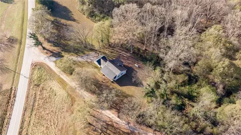 View/Area - 33 Andrews Rd, Carnesville, GA 30521 photo 2 of 5