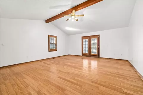 Living - 33 Andrews Rd, Carnesville, GA 30521 photo 1 of 4