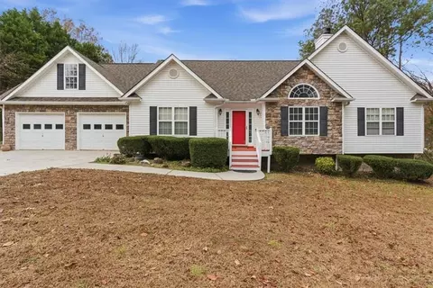 127 Prince Albert Ct SW, Calhoun, GA 30701