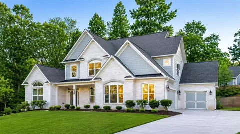 813 Entrenchment Ridge Ct, Kennesaw, GA 30152