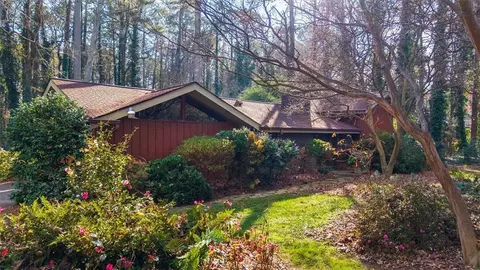 5363 Rosser Rd, Smoke Rise, GA 30087