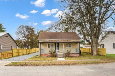 58 Elm St, Aragon, GA 30104