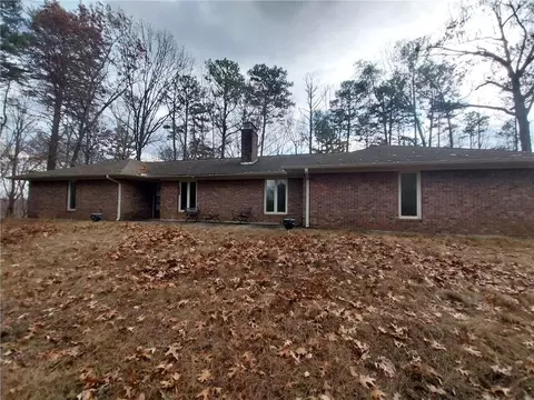 1376 Robinson Rd, Dahlonega, GA 30533