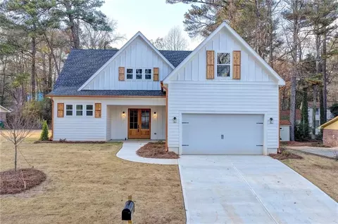 3449 Oak Dr, Lawrenceville, GA 30044