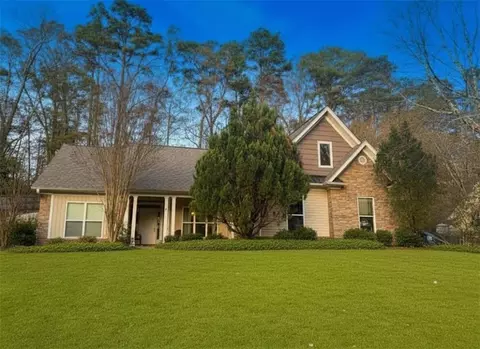 164 Laura Ln, Commerce, GA 30529