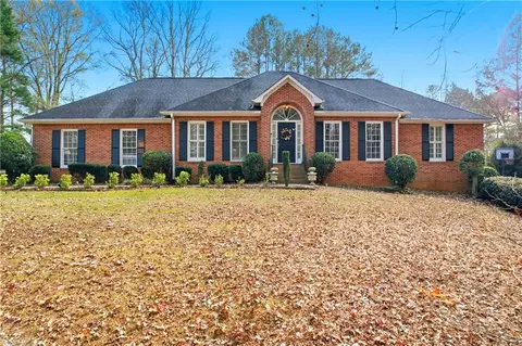 207 Dunleith Dr, Woodstock, GA 30188