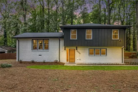 3654 Lake Dr SE, Smyrna, GA 30082