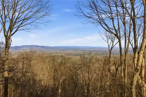 424 Sanderlin Mtn Dr, Big Canoe, GA 30143