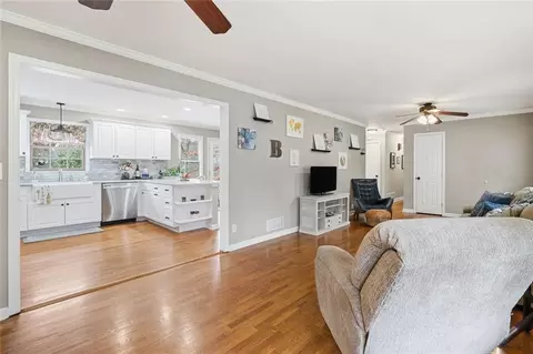 438 Mountainview Cir, Canton, GA 30115 photo 9
