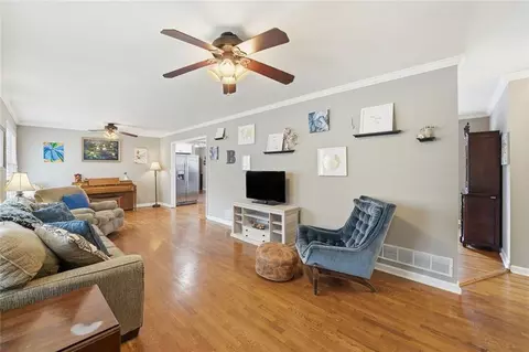 438 Mountainview Cir, Canton, GA 30115 photo 6
