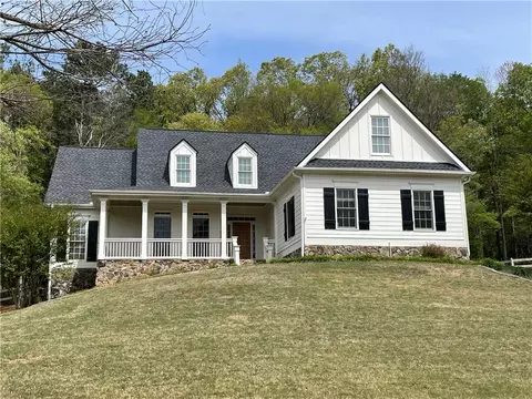 33 Heartwood Dr SW, Cartersville, GA 30120
