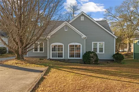 51 Carrollton St, Temple, GA 30179