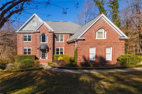 5020 Hickory Hills Dr, Woodstock, GA 30188