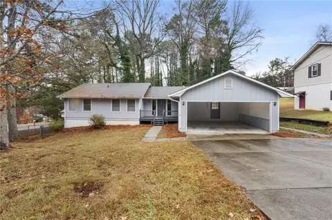 5303 Stone Trce, Gainesville, GA 30504