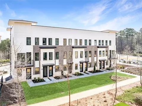 7240 Summit Pl, Alpharetta, GA 30009