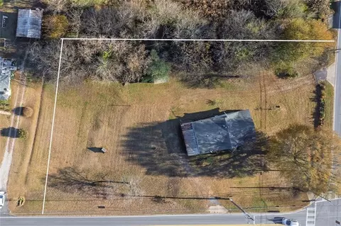 585 Arnold Mill Rd, Woodstock, GA 30188