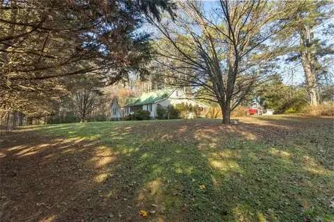 16049 Hopewell Rd, Alpharetta, GA 30004