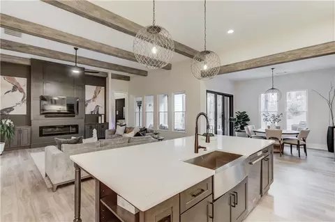 Kitchen - 3690 Smithtown Rd, Suwanee, GA 30024 photo 4 of 4