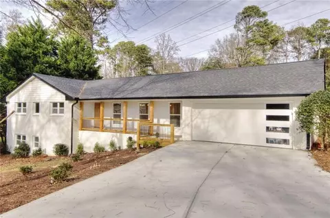 7235 Thornhill Ln, Atlanta, GA 30328