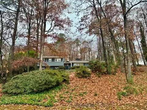 3177 Saybrook Dr NE, Atlanta, GA 30319