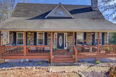 225 Avery Dr, Covington, GA 30016