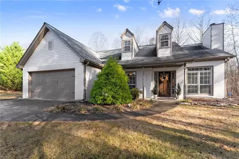 28 Spring Ridge Dr, Dawsonville, GA 30534