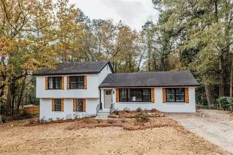 2916 Southshore Dr, Macon, GA 31204