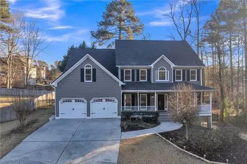631 Braidwood Dr NW, Acworth, GA 30101