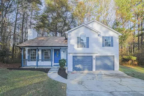 2060 Bedford Ct, Lithonia, GA 30058