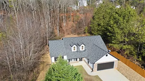 2218 Smallwood Springs Dr, Gainesville, GA 30507