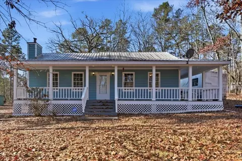 73 Harrell Dr, Kingston, GA 30145