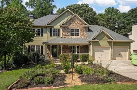 528 Wisteria Dr, Woodstock, GA 30188