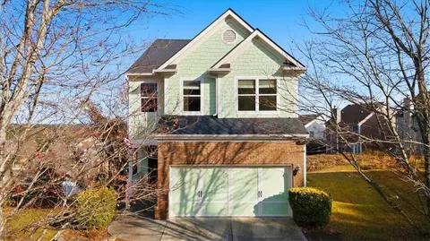 248 Tulip Ln, Lawrenceville, GA 30045