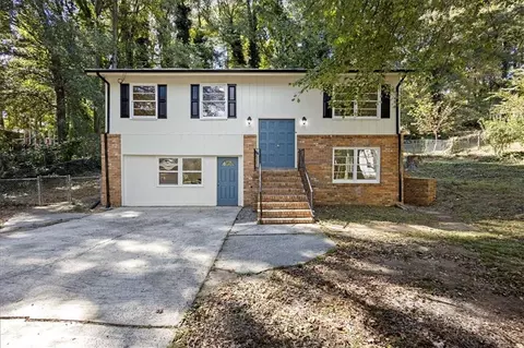 5645 Hammond Dr, Norcross, GA 30071