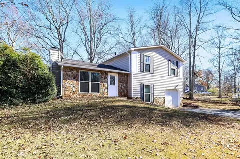 3980 Yancey Rd, Douglasville, GA 30135