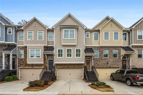 2523 Hedgeway Cir, Kennesaw, GA 30144