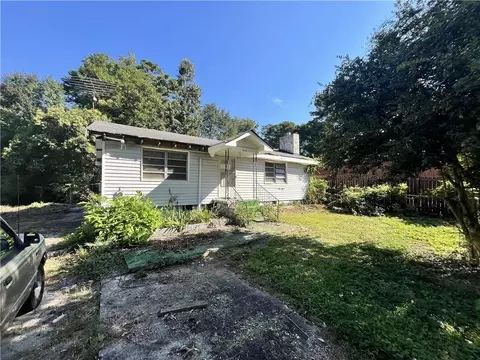 1552 Rex Rd, Morrow, GA 30260