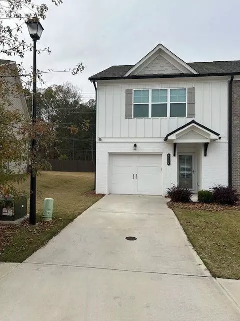 5124 Fox Den Rd, Oakwood, GA 30566