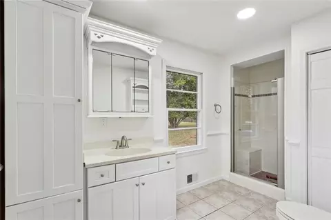 Bath - Undisclosed, Austell, GA 30106 photo 1 of 2