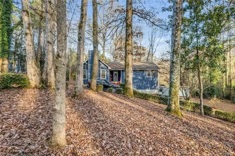 125 Maple Pl, Fayetteville, GA 30215